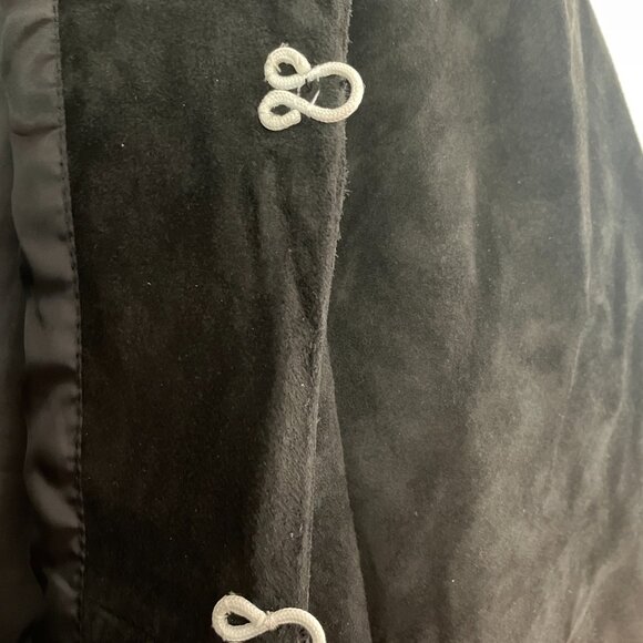 coat - Picture 2 of 6